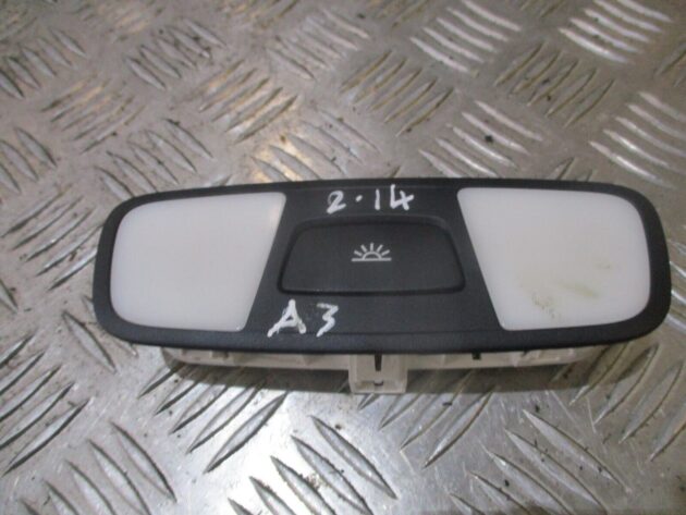 2014 GENUINE AUDI A3 8V INTERIOR ROOF READING LIGHT 8V0947111 - Image 2