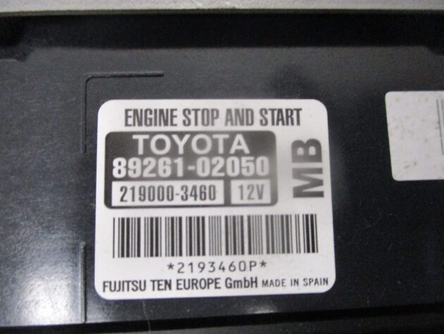 2015 GENUINE TOYOTA AURIS ENGINE START STOP ECU MODULE 89261-02050 - Image 2