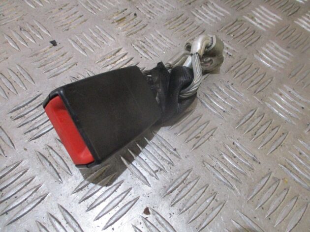 2012 GENUINE AUDI A3 8P REAR CENTRE SEAT BELT BUCKLE 8P0857740C
