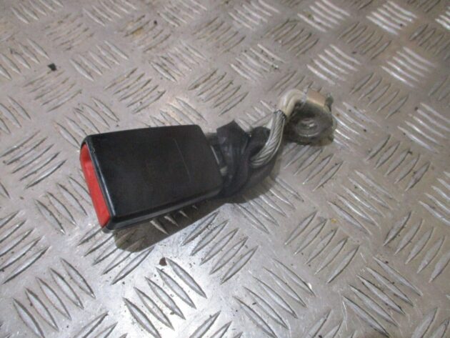 2012 GENUINE AUDI A3 8P REAR CENTRE SEAT BELT BUCKLE 8P0857740C - Image 3