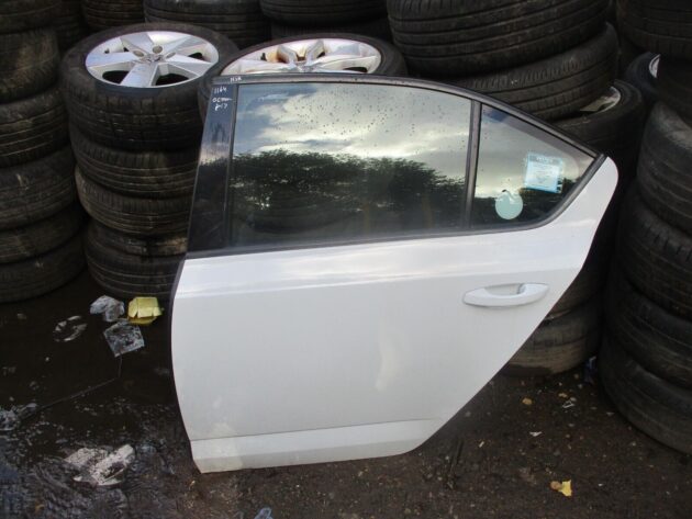 2017 GENUINE SKODA OCTAVIA HATCHBACK REAR LEFT PASSENGER SIDE BARE DOOR - Image 2