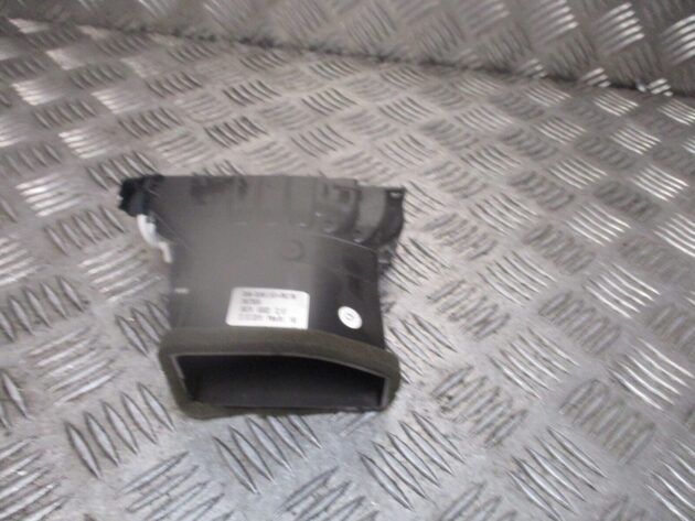 2016 GENUINE VAUXHALL ASTRA FRONT RIGHT DRIVER SIDE HEATER AC AIRVENT 39079604 - Image 3