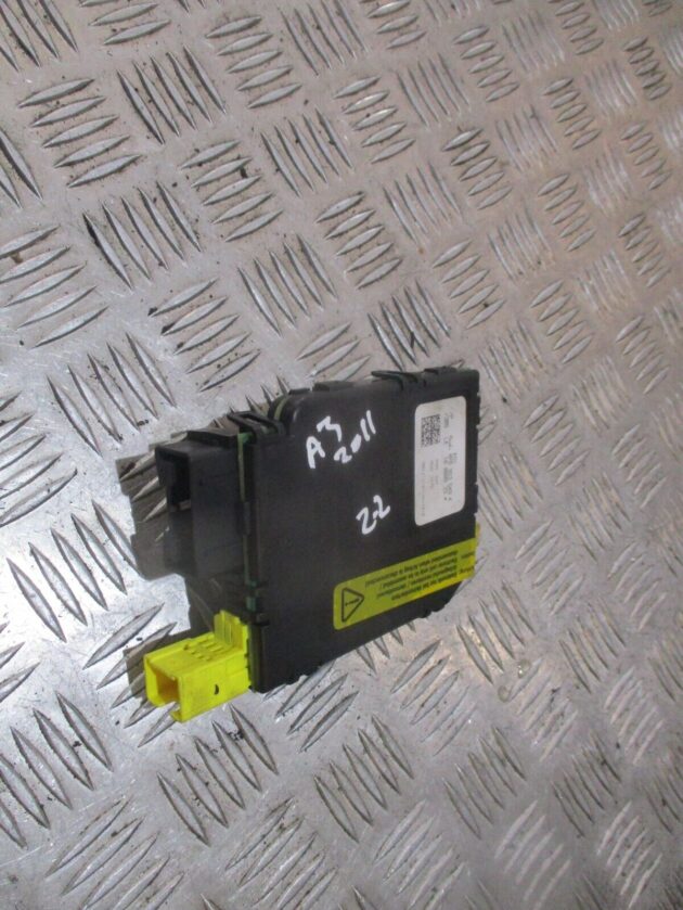 2012 GENUINE AUDI A3 8P STEERING CONTROL MODULE 8P0953549K - Image 3