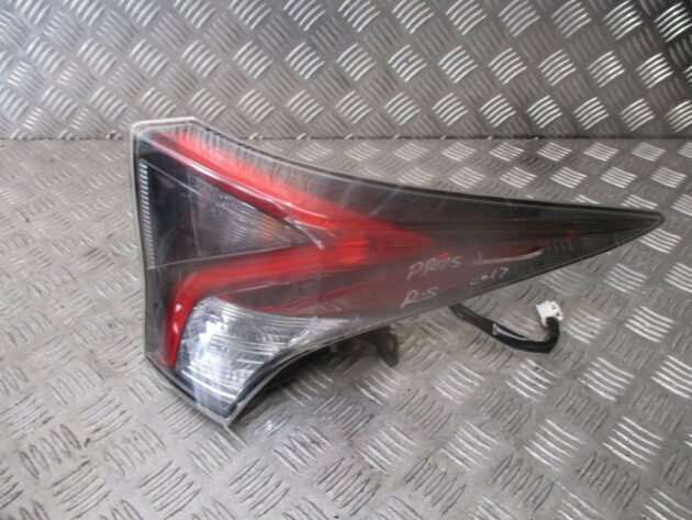 2017 GENUINE TOYOTA PRIUS REAR RIGHT DRIVER SIDE TAILLIGHT LAMP 81550-47282