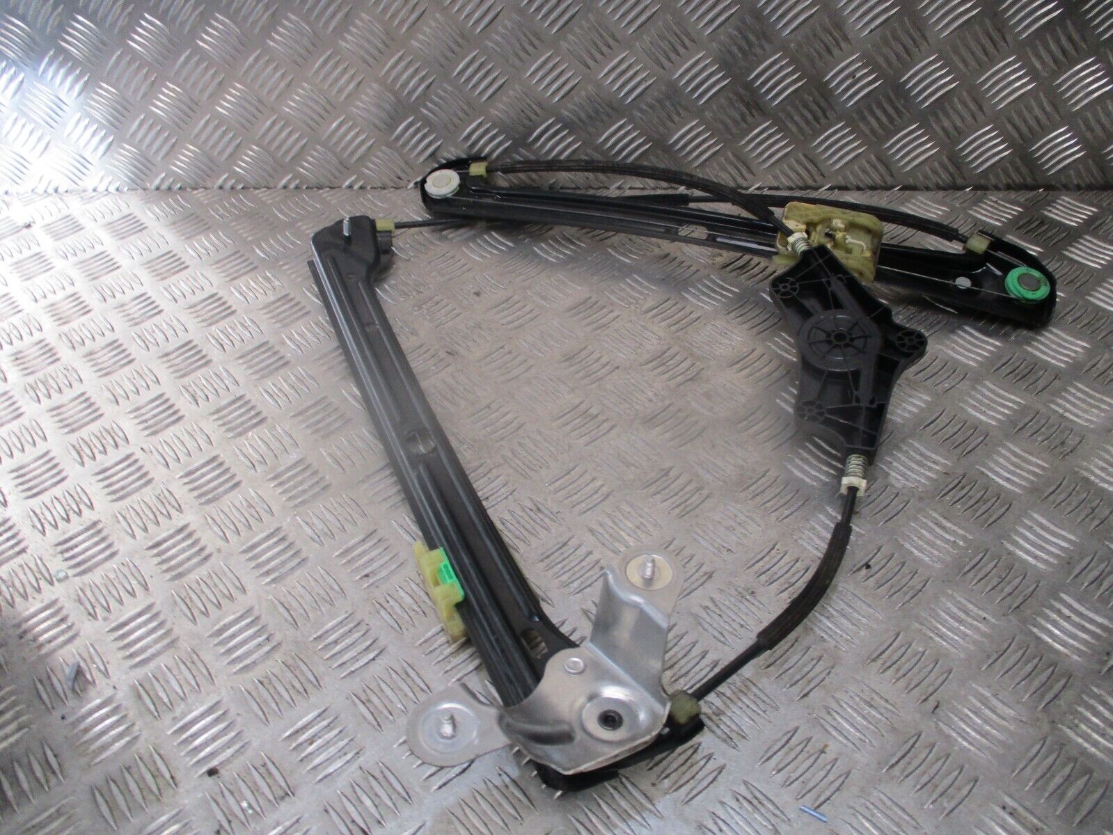 2015 GENUINE VW GOLF MK7 FRONT RIGHT DRIVER SIDE WINDOW REGULATER 5G4837462H