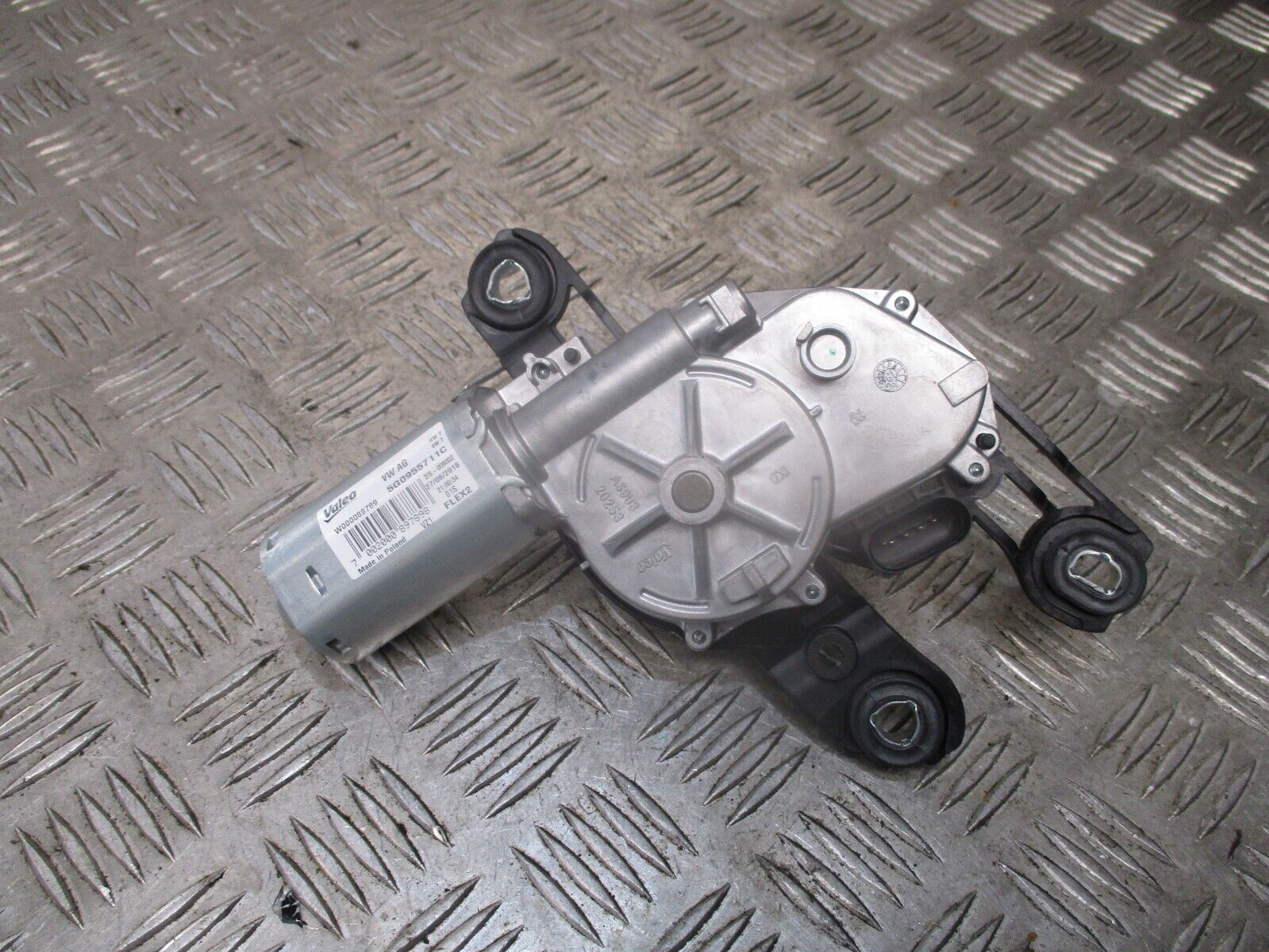 2015 GENUINE VW GOLF MK7 REAR WINDSCREEN WIPER MOTOR 5G0955711C