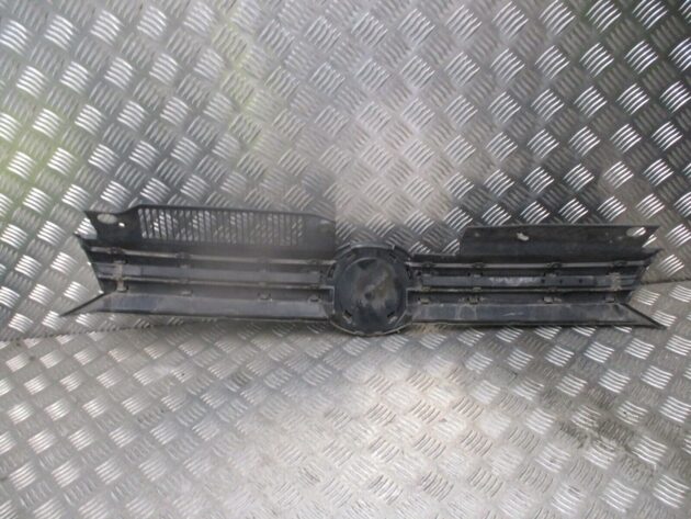 2012 GENUINE VW GOLF MK6 FRONT BUMPER GRILL BADGE 5K0853653F - Image 3