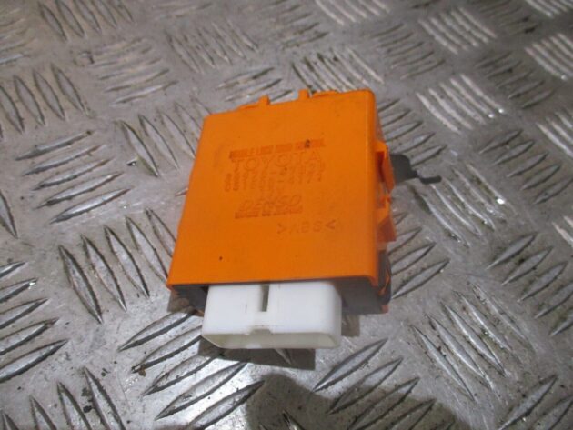 2014 GENUINE TOYOTA PRIUS DOUBLE LOCK DOOR CONTROL MODULE RELAY 85970-47020 - Image 2