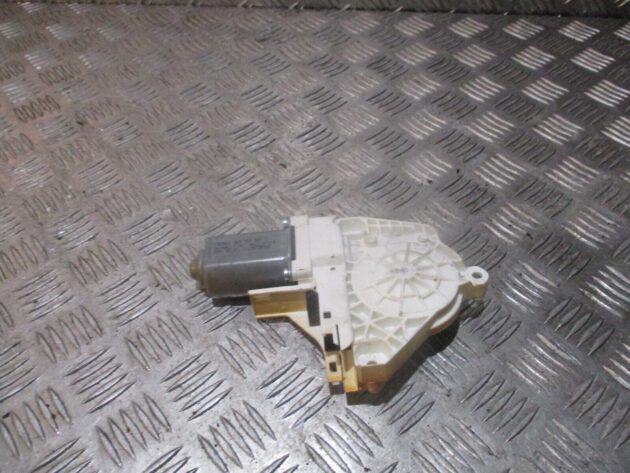 2016 GENUINE AUDI A1 FRONT LEFT PASSENGER SIDE WINDOW MOTOR 8K0959801C