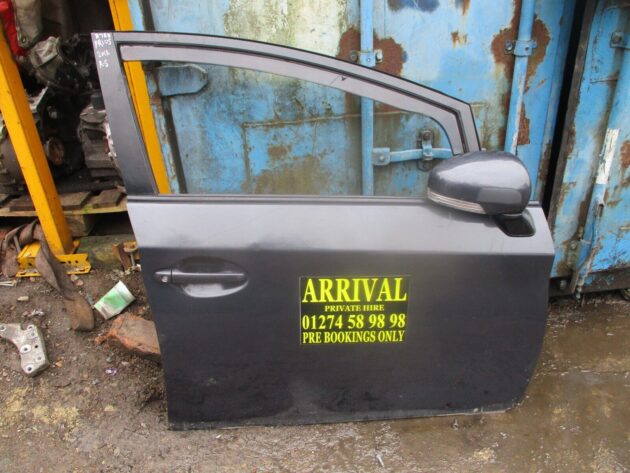 2012 GENUINE TOYOTA PRIUS FRONT RIGHT DRIVER SIDE BARE SHELL - Image 3