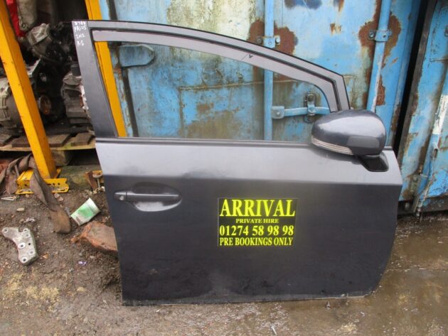 2012 GENUINE TOYOTA PRIUS FRONT RIGHT DRIVER SIDE BARE SHELL - Image 4