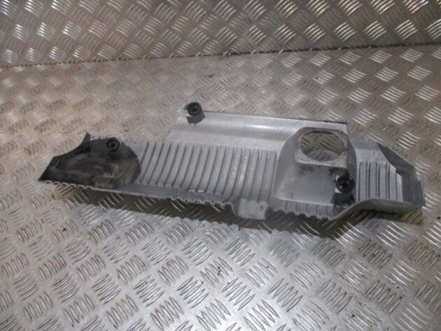 2014 GENUINE TOYOTA PRIUS 1.8 HYBRID ENGINE TOP PLASTIC COVER 11212-37090 - Image 3