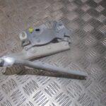 2014 GENUINE AUDI A3 FRONT RIGHT DRIVER SIDE BONNET HINGE 8V0823301F 8V0823823F