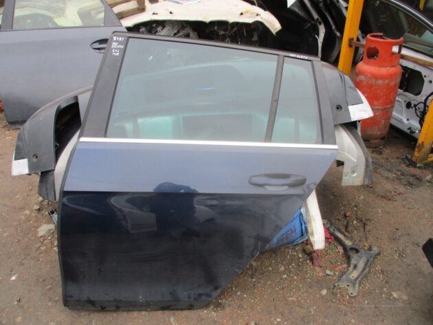 2016 GENUINE VW GOLF MK7 ESTATE REAR LEFT PASSENGER SIDE BARE SHELL DOOR - Image 3