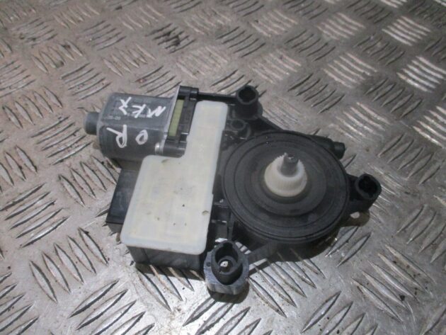 2016 GENUINE VW GOLF MK7 REAR RIGHT DRIVER SIDE WINDOW MOTOR 5Q0959812 - Image 2
