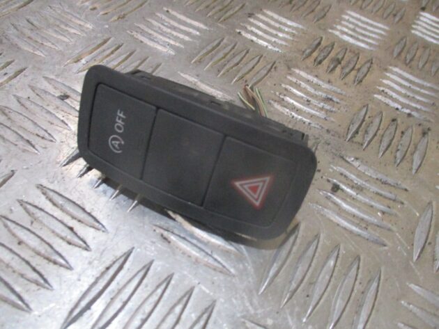 2016 GENUINE AUDI A1 HAZARD LIGHT BUTTON ENGINE START STOP 8X0959672G