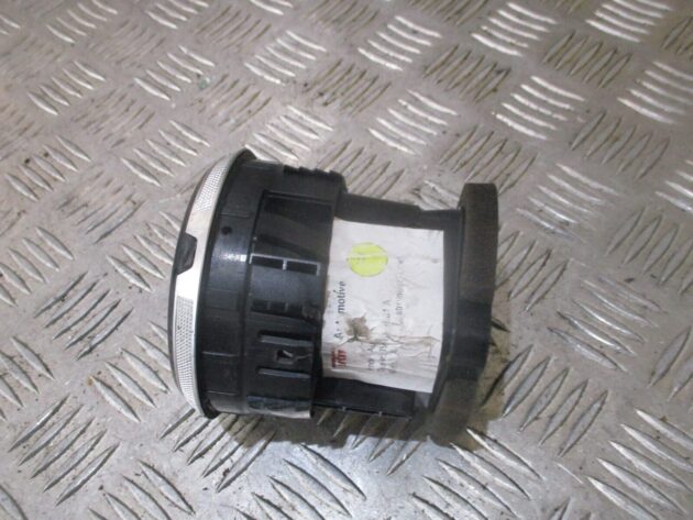 2016 GENUINE AUDI A3 8V FRONT DASHBOARD AIRVENT 8V08201901A - Image 2