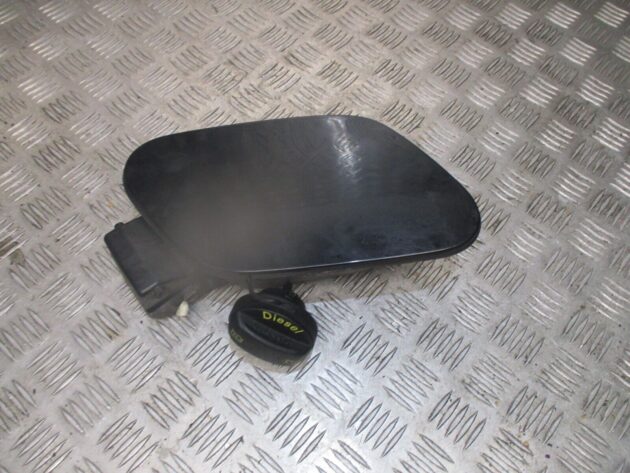 2015 GENUINE VW GOLF MK7 REAR FUEL FILLER FLAP CAP COVER 5G0809857 - Image 2