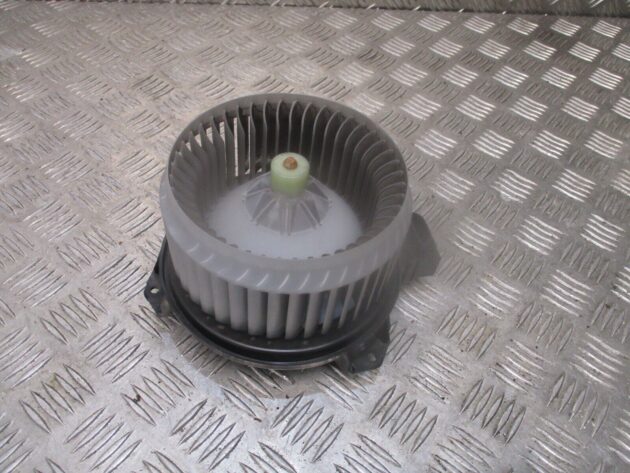 2013 GENUINE TOYOTA YARIS HEATER BLOWER FAN MOTOR