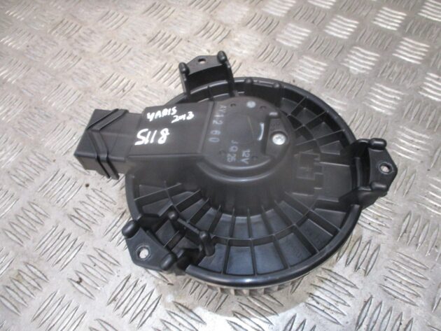 2013 GENUINE TOYOTA YARIS HEATER BLOWER FAN MOTOR - Image 3