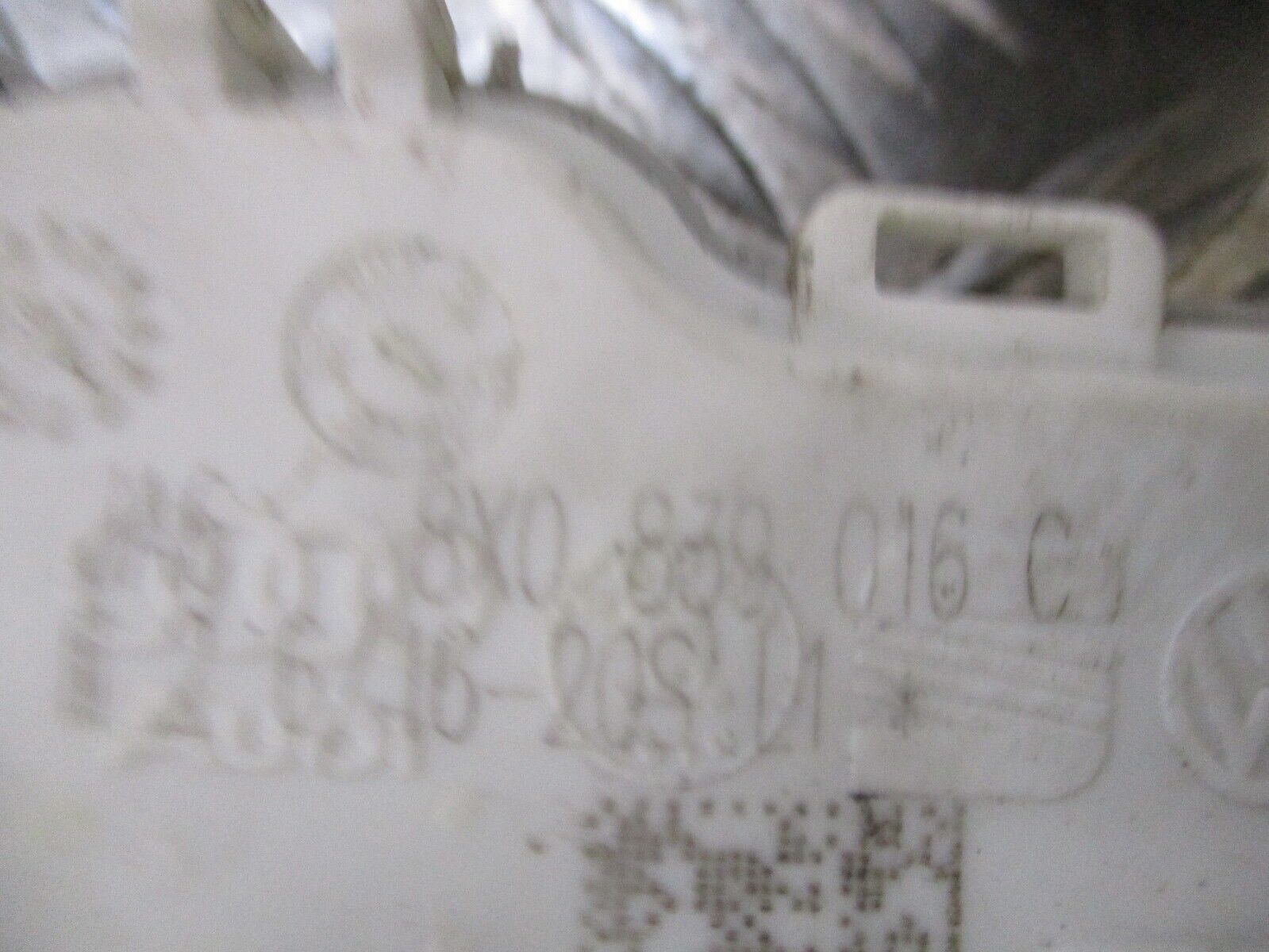 2016 GENUINE AUDI A1 REAR RIGHT DRIVER SIDE DOOR LOCK MECHANISM 8X0839016C - Image 4