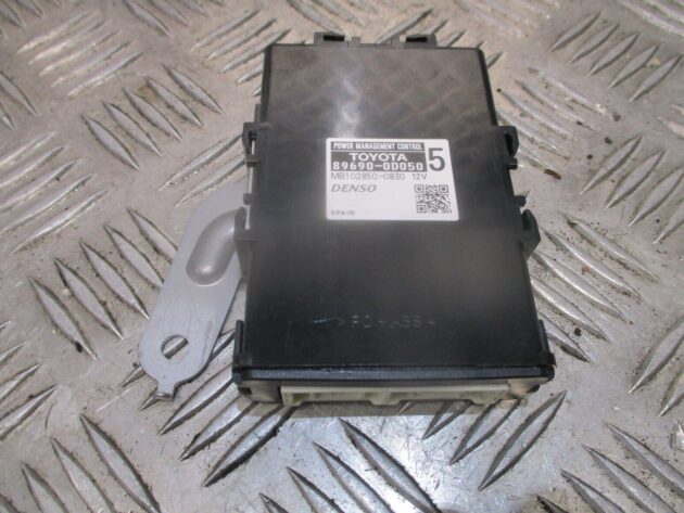 2013 GENUINE TOYOTA YARIS POWER MANAGEMENT CONTROL UNIT 89690-0D050 - Image 3