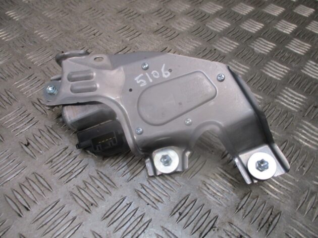 2018 GENUINE TOYOTA AURIS HYBRID REAR WIPER MOTOR 85130-02050 - Image 2