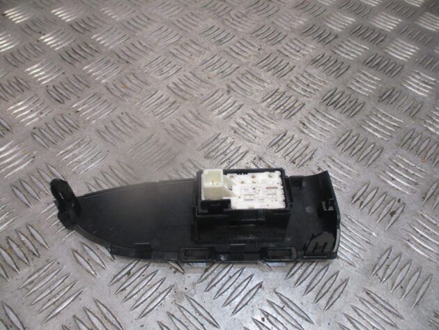 2012 GENUINE TOYOTA PRIUS FRONT LEFT PASSENGER SIDE WINDOW SWITCH 74232-47080 - Image 2