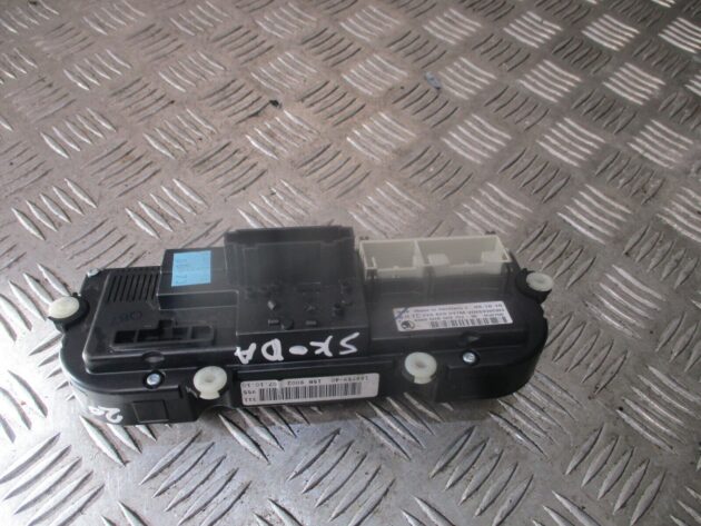 2012 GENUINE SKODA OCTAVIA AC HEATER CLIMATE CONTROL SWITCH PANEL 3T0820047M - Image 4