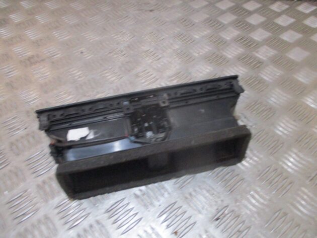 2013 GENUINE VW PASSAT B7 FRONT DASHBOARD CENTRE AIRVENTS 3AC819728A - Image 2