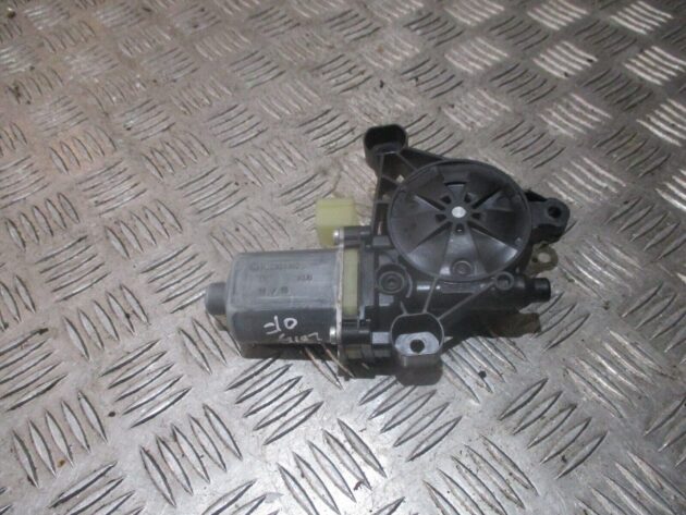 2016 GENUINE SEAT LEON FR FRONT RIGHT DRIVER SIDE WINDOW MOTOR 5Q0959802B - Image 2