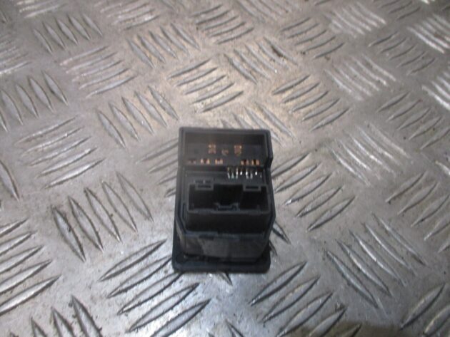 2014 GENUINE TOYOTA PRIUS MIRROR ADJUSTMENT SWITCH 183640 - Image 2