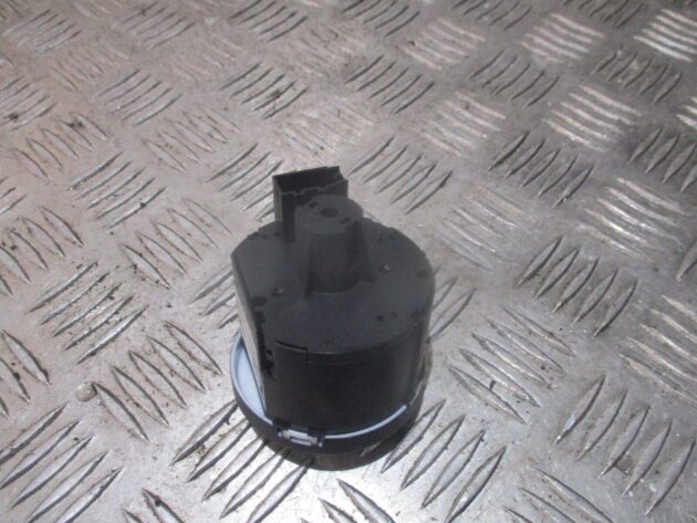 2016 GENUINE VW GOLF R MK7 HEADLIGHT ADJUSTER SWITCH 5G0941431BD - Image 3