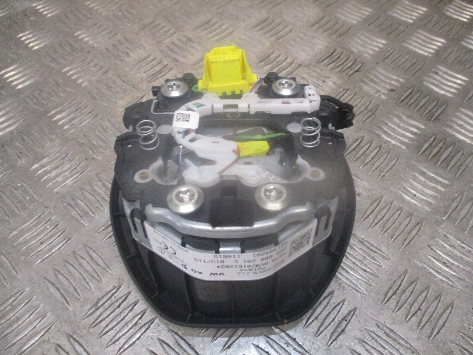 2015 GENUINE VW GOLF MK7 STEERING WHEEL AIRBG 5G0880201C - Image 3