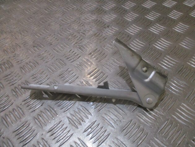 2012 GENUINE VW POLO 6R FRONT RIGHT DRIVER SIDE BONNET HINGE 6R0823302A - Image 3
