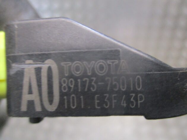 2014 GENUINE TOYOTA PRIUS FRONT CRASH SENSOR 89173-75010 - Image 2