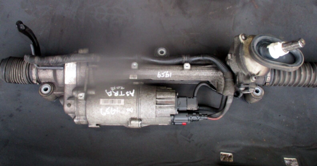 2015 GENUINE VAUXHALL ASTRA PETROL POWER STEERING RACK 39096858