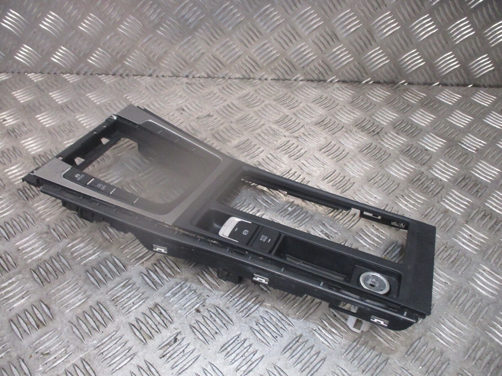 2014 GENUINE VW GOLF MK7 CENTRE CONSOLE CUP HOLDER 5G2863245F