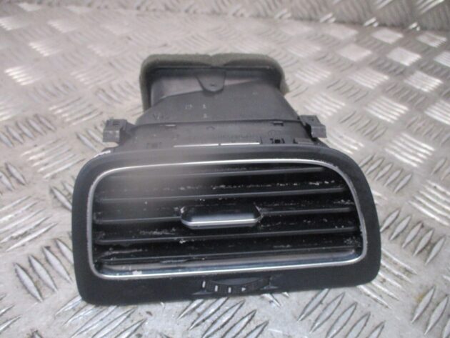 2014 GENUINE VW GOLF MK7 FRONT LEFT PASSENGER SIDE DASHBOARD AIRVENT 5G2819703 - Image 2