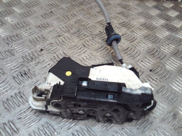 2018 GENUINE VW PASSAT B8 FRONT RIGHT DRIVER SIDE DOOR LOCK MECHANISM 5E2837016