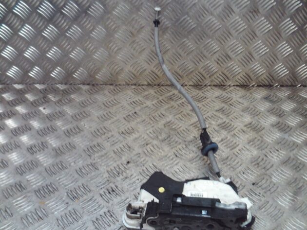 2018 GENUINE VW PASSAT B8 FRONT RIGHT DRIVER SIDE DOOR LOCK MECHANISM 5E2837016 - Image 2