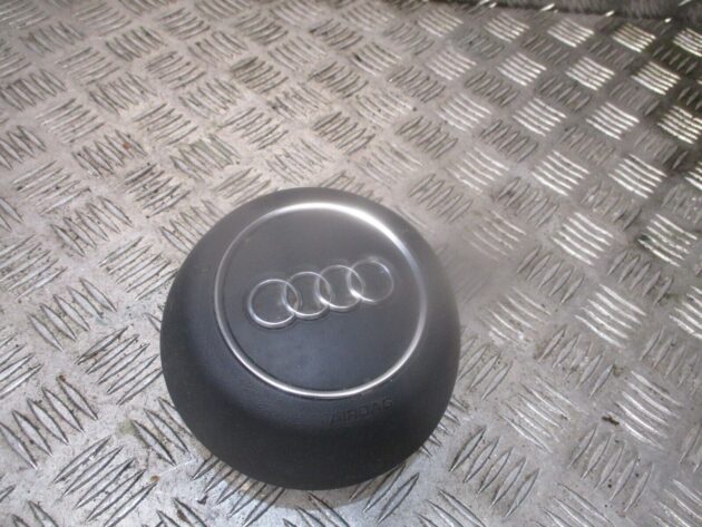 2019 GENUINE AUDI Q2 FRONT RIGHT DRIVERS STEERING WHEEL BAG 81A880201P - Image 2