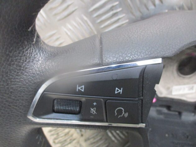 2018 GENUINE SEAT ARONA DRIVERS FRONT MULTIFUNCTION STEERING WHEEL 5F0419091AH - Image 4