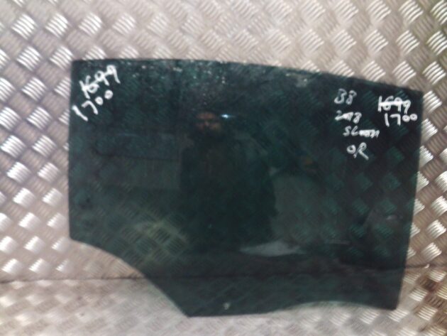 2018 GENUINE VW PASSAT B8 SALOON REAR RIGHT DRIVER SIDE WINDOW GLASS 3G5845026A