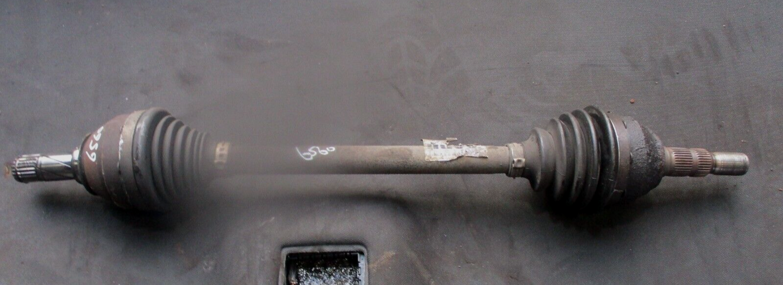 2015 GENUINE VAUXHALL ASTRA PETROL FRONT LEFT PASSENGER SDIE DRIVERSHAFT