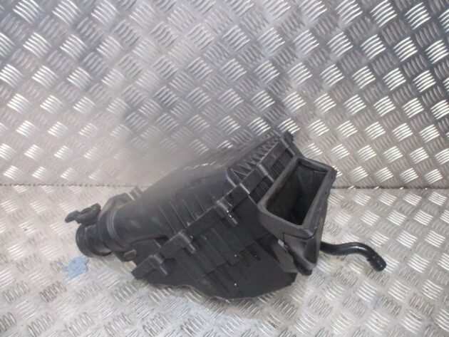 2014 GENUINE VW GOLF MK7 1.6 TDI AIR FILTER BOX 5Q0129607AE 5Q0129601A - Image 2