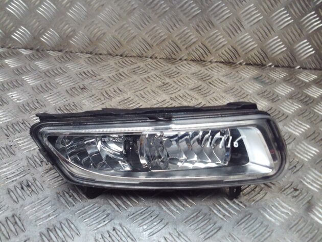 2013 GENUINE VW POLO 6R FRONT RIGHT DRIVER SIDE FOG LIGHT LAMP OSF - Image 2