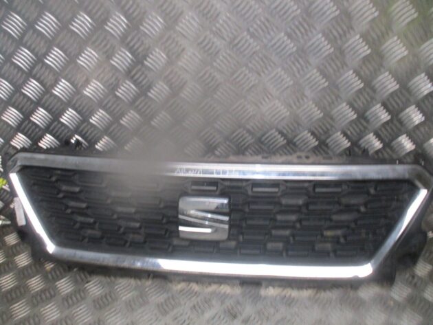 2018 GENUINE SEAT ARONA FRONT BUMPER UPPER RADIATOR GRILL 6F9853667