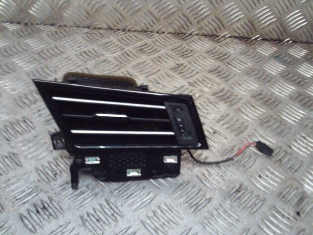 2016 GENUINE VW PASSAT B8 FRONT RIGHT DRIVER SIDE DASHBOARD AIRVENT 3G2819702 - Image 3