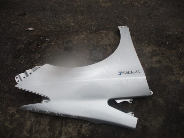 2012 GENUINE TOYOTA PRIUS FRONT RIGHT DRIVER SIDE WING FENDER OSF - Image 2
